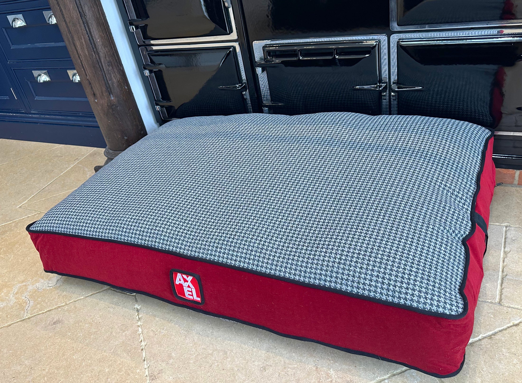 The Houndstooth Covers - Axel Dog Beds