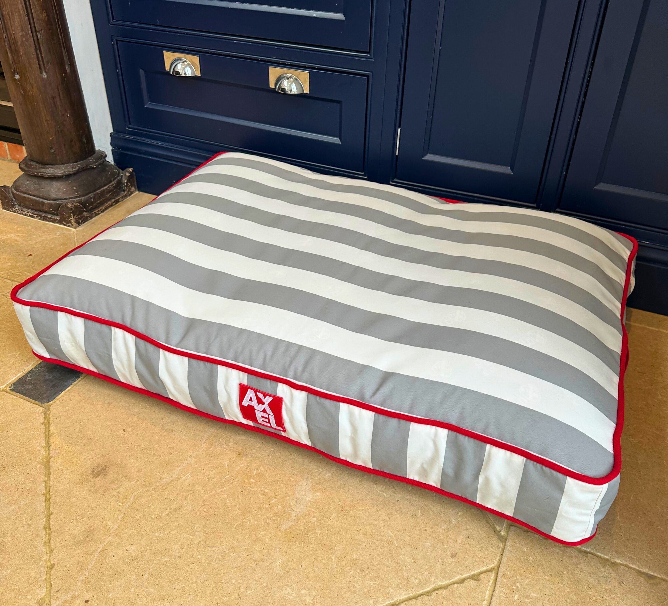 The Coastal Stripe Covers - Axel Dog Beds