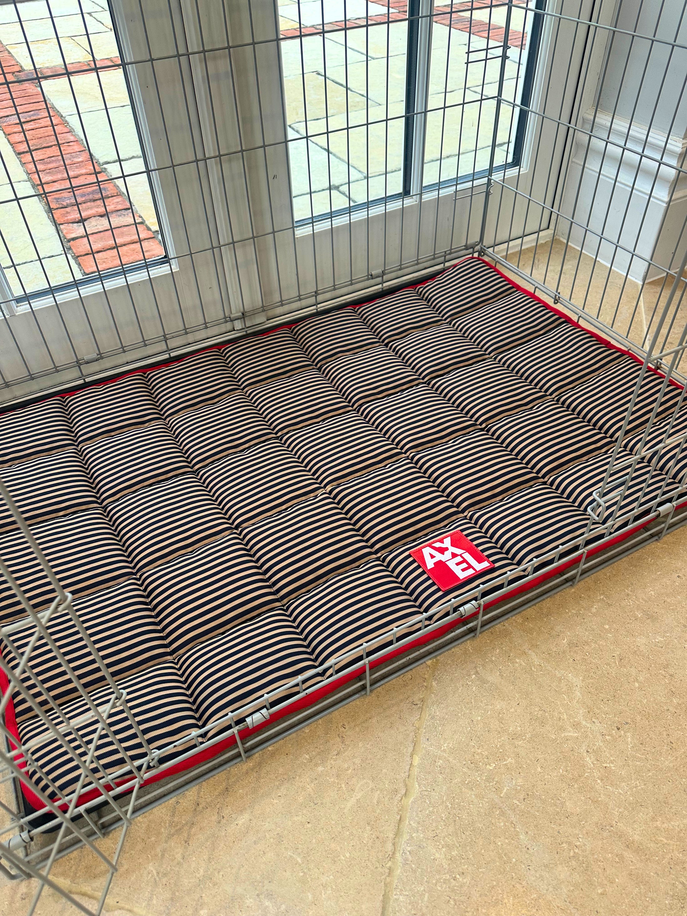 The Marine Stripe Crate Mat - Axel Dog Beds