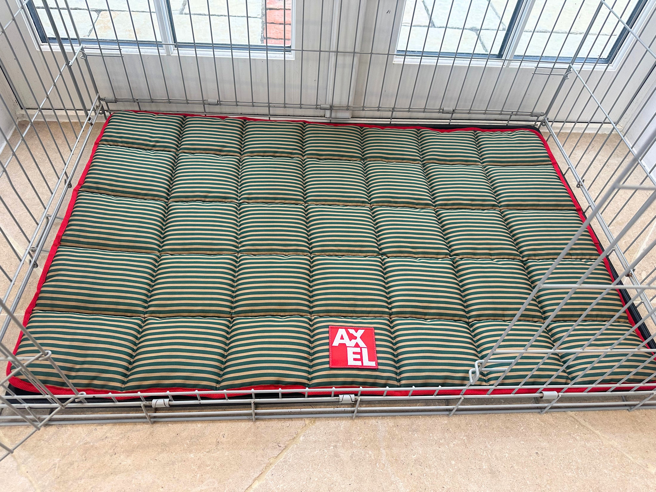 The Marine Stripe Crate Mat - Axel Dog Beds