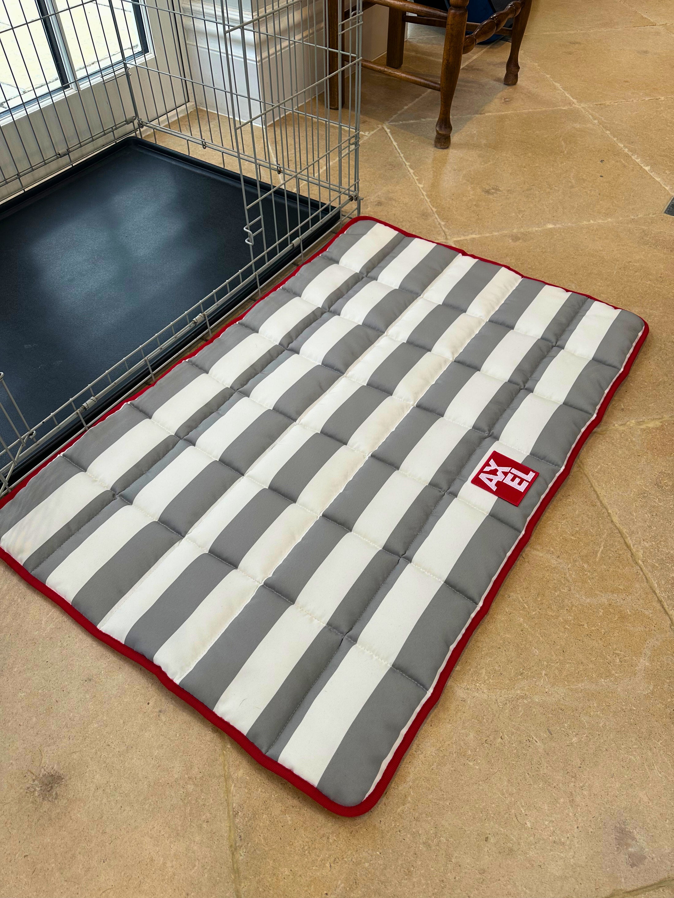 The Coastal Stripe Crate Mat - Axel Dog Beds