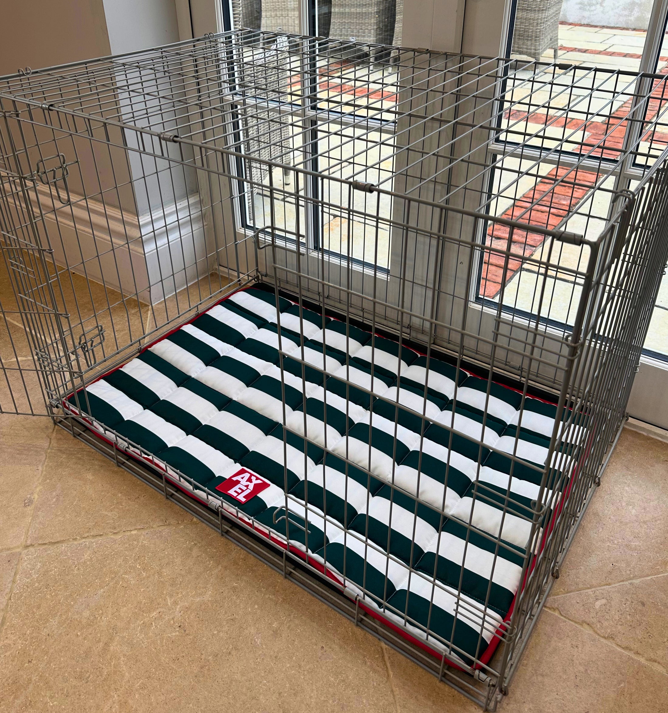 The Coastal Stripe Crate Mat - Axel Dog Beds