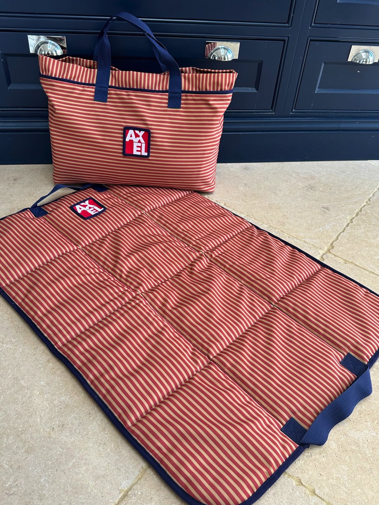 The Marine Stripe Travel Bag - Axel Dog Beds