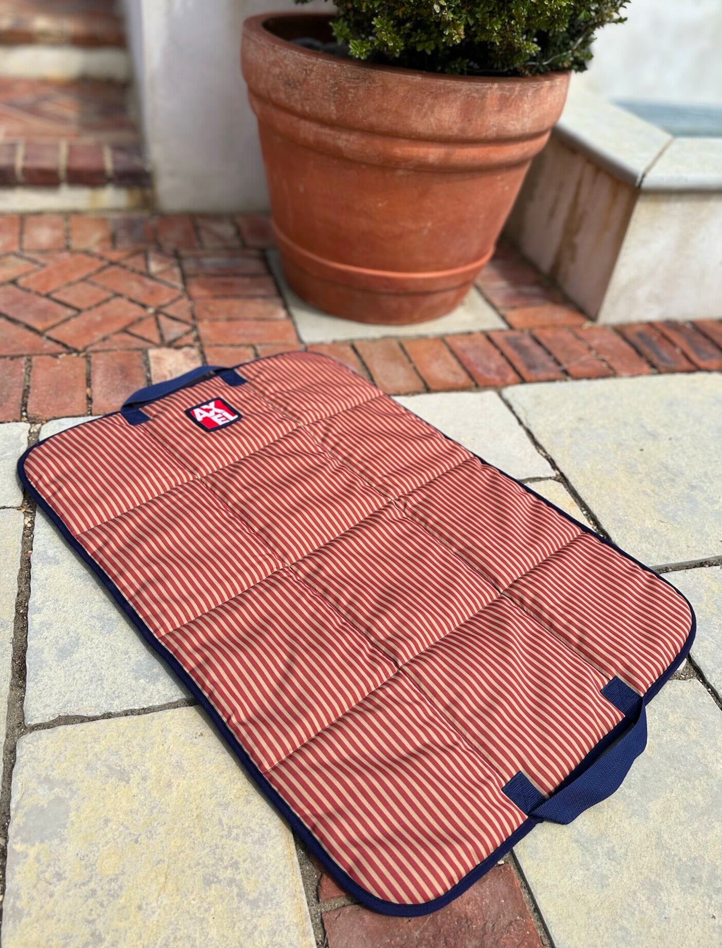 The Marine Stripe Travel Mat - Axel Dog Beds