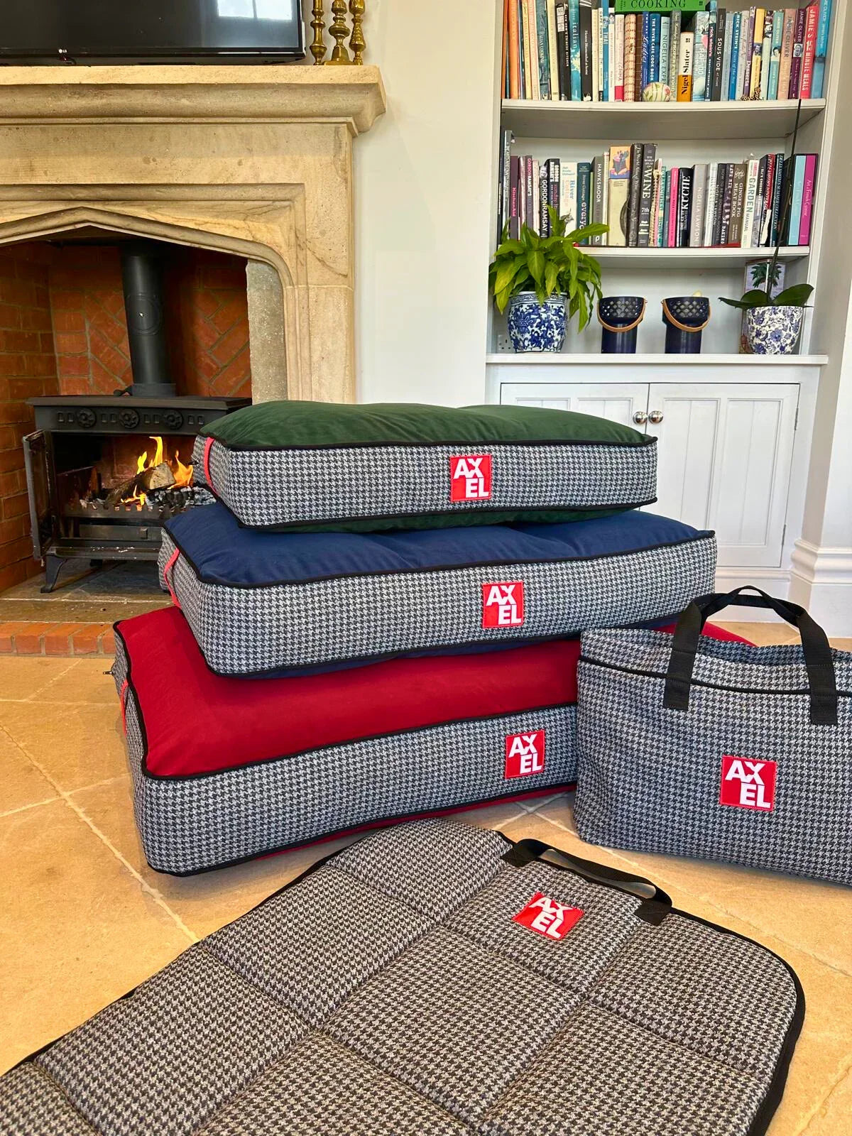 The Heritage Velvet Covers - Axel Dog Beds