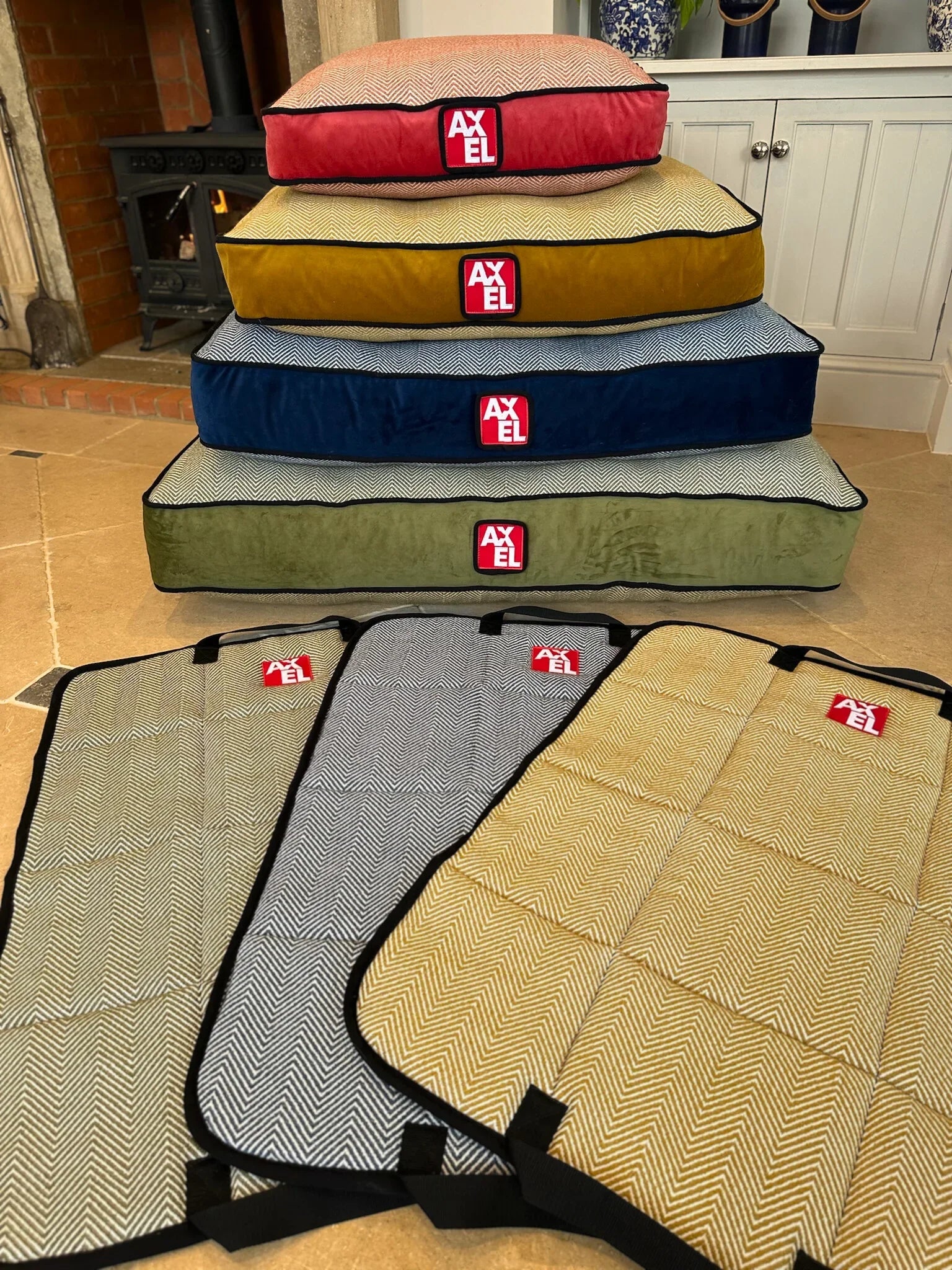 The Herringbone Beds - Axel Dog Beds