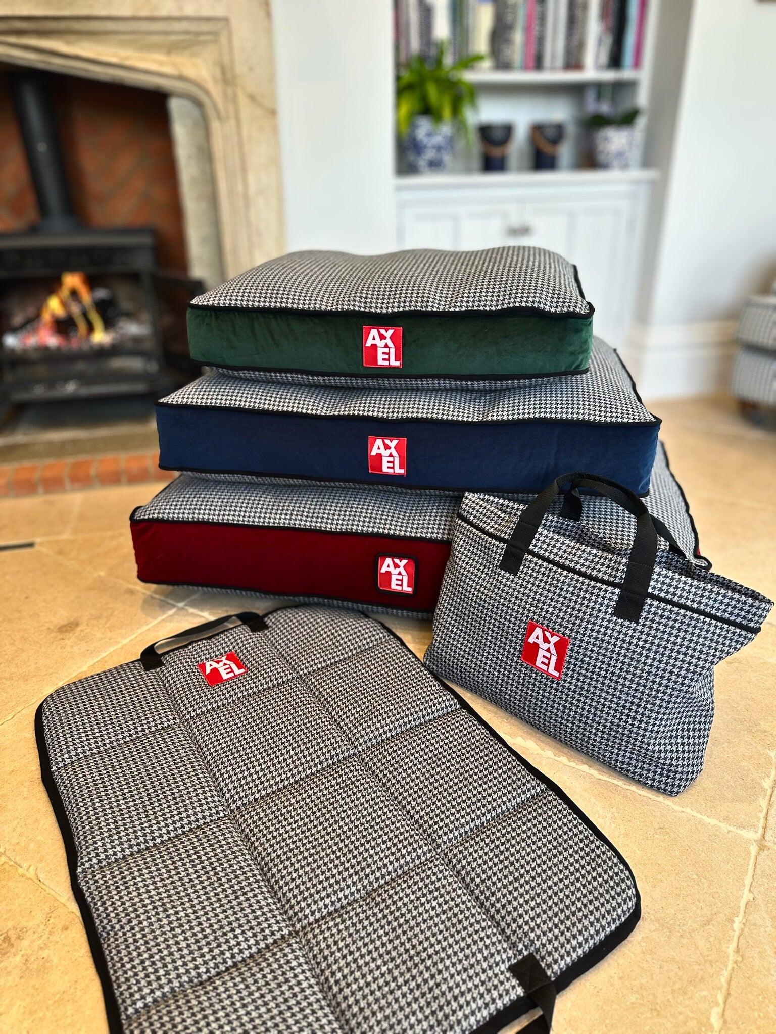 The Houndstooth Travel Mat - Axel Dog Beds