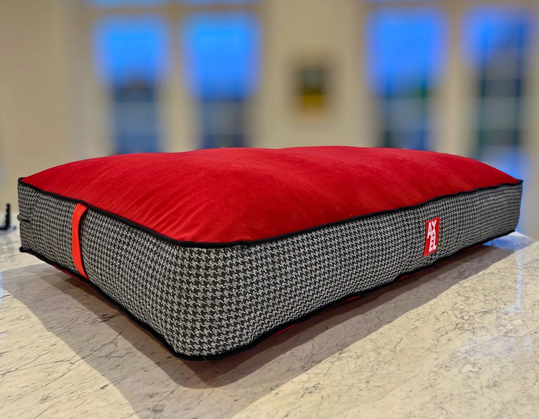 The Heritage Velvet Beds - Axel Dog Beds