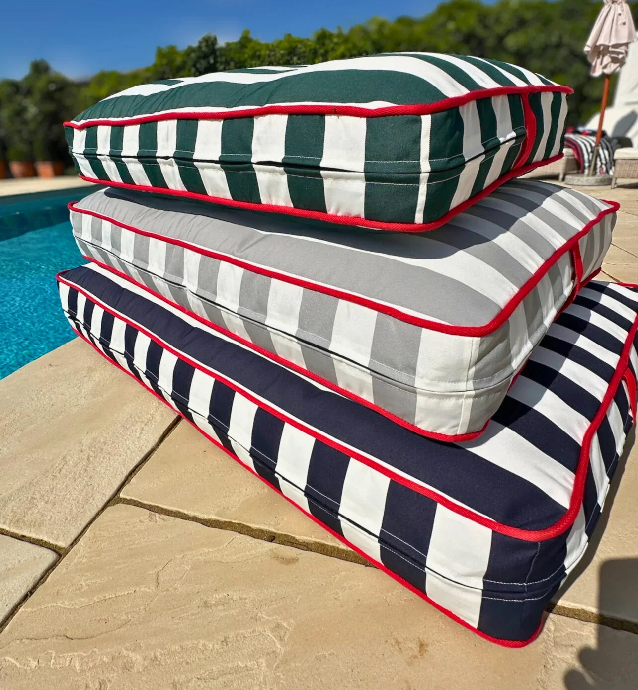 The Coastal Stripe Covers - Axel Dog Beds